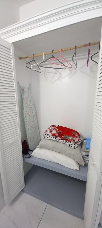 Cozy Vacation Retreat With Free Parking Apartment Roseau Exterior foto